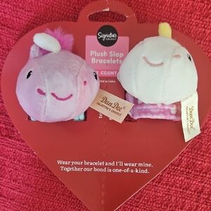 Signature Pink and White Small Pet Toys